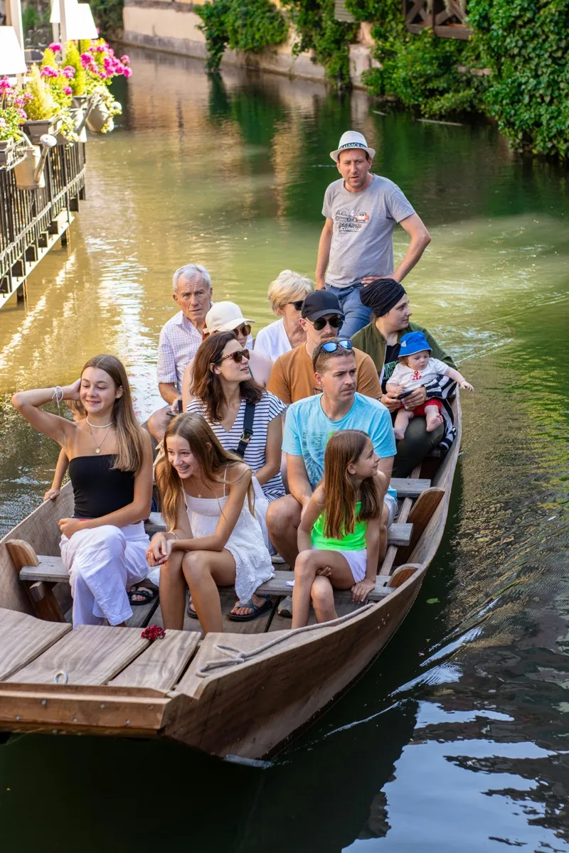 Family and multigenerational travel